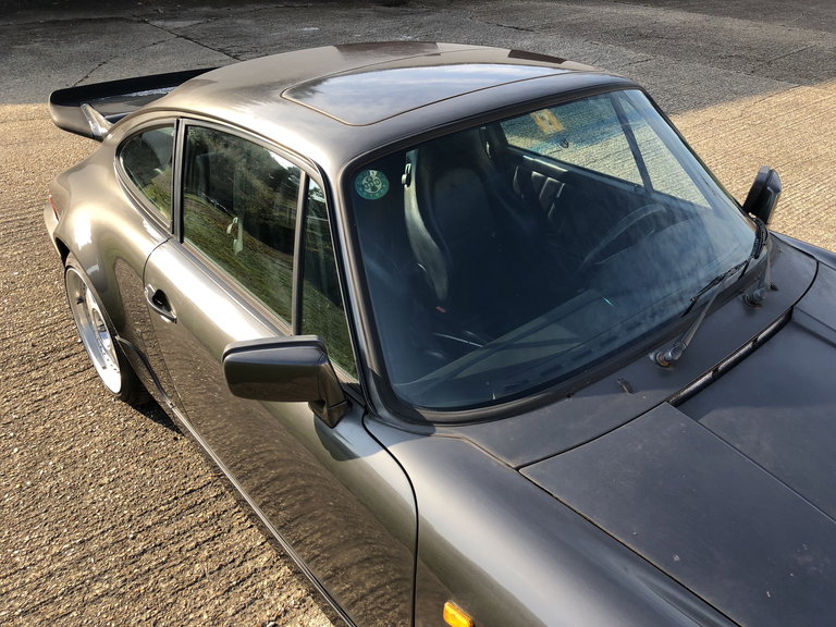 Porsche 911 Carrera 4