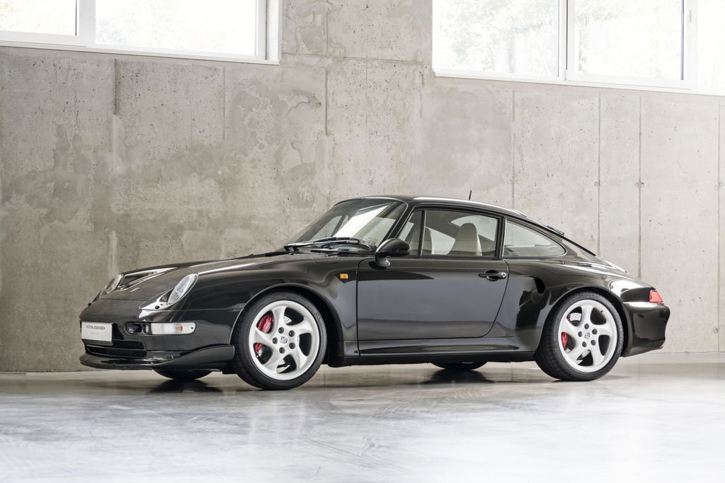 Porsche 911 Carrera 4S