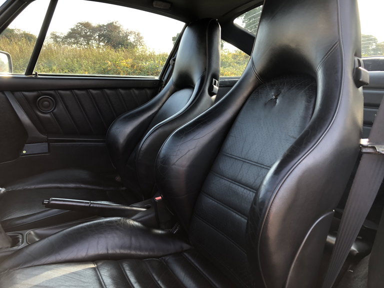 Porsche 911 Carrera 4