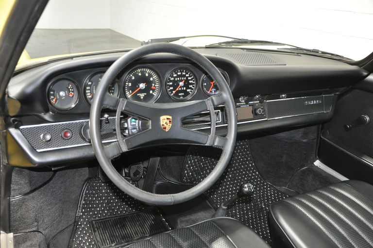 Porsche 911 S (F-Modell)