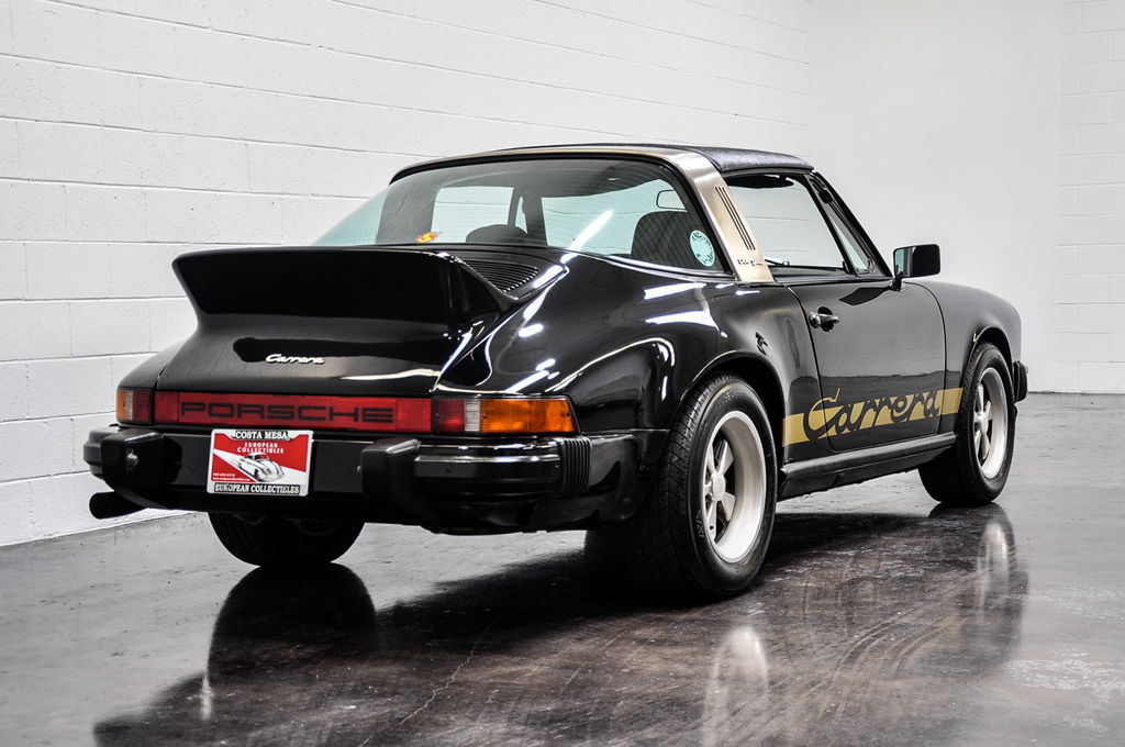 Porsche 911 Carrera (US)