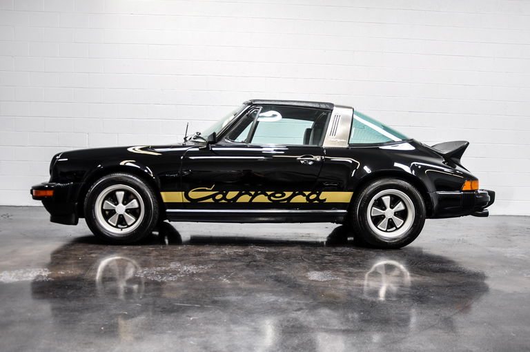 Porsche 911 Carrera (US)