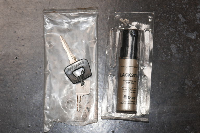 Porsche 911 Carrera 3.2 (KAT)