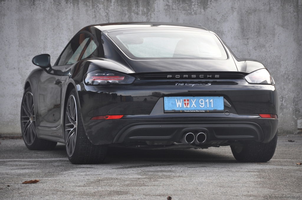 Porsche 718 Cayman S