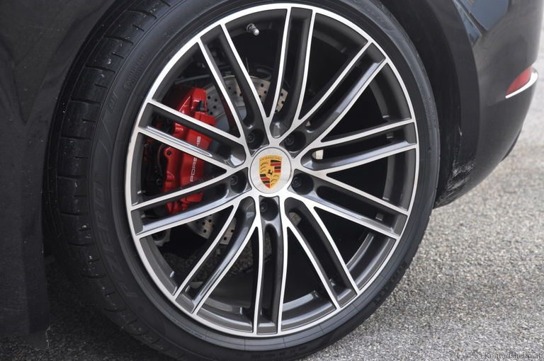 Porsche 718 Cayman S