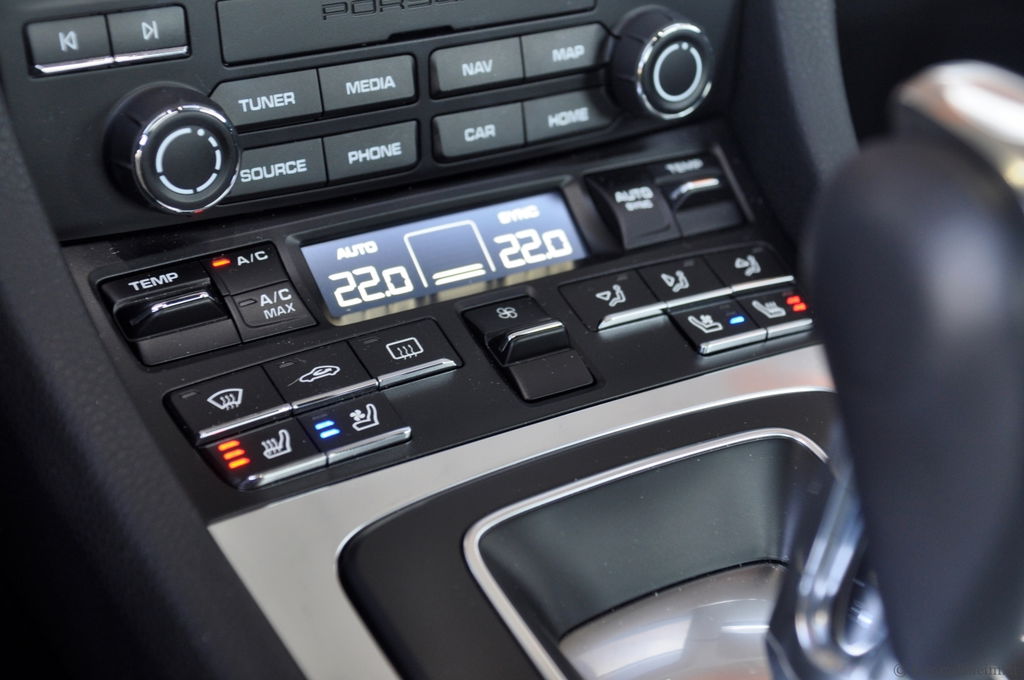 Porsche 718 Cayman S