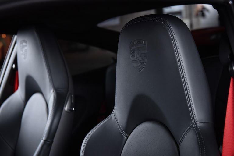 Porsche 997.2 Carrera GTS