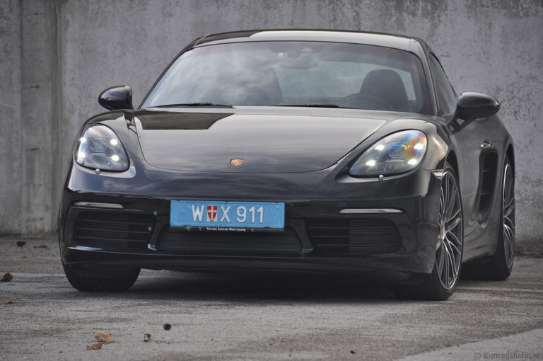 Porsche 718 Cayman S