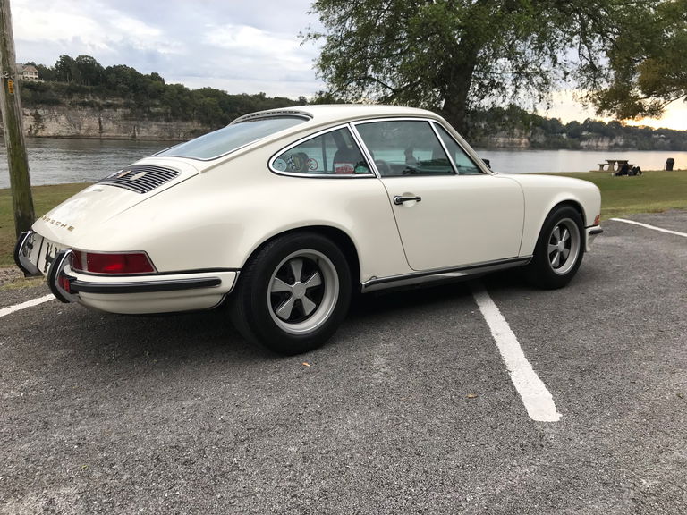 Porsche 911 E