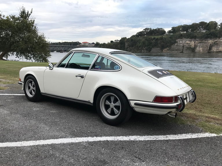 Porsche 911 E