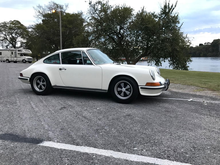 Porsche 911 E