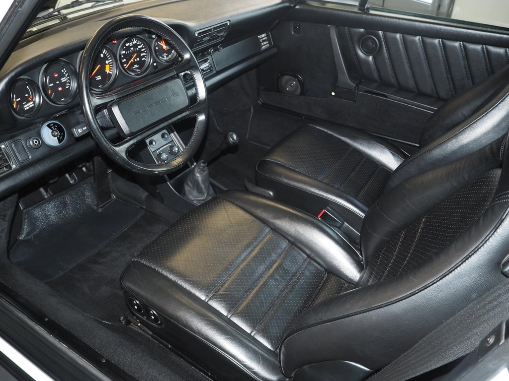 Porsche 911 SWB
