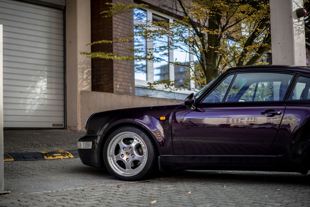 Porsche 911 Carrera 4 WTL