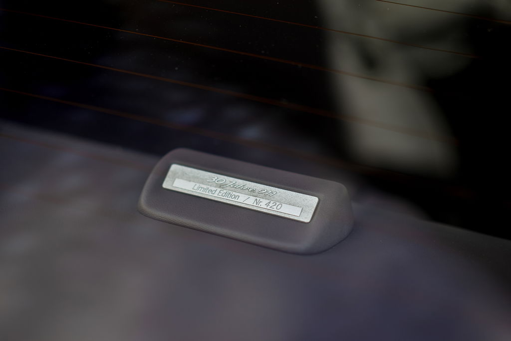 Porsche 911 Carrera 4 WTL