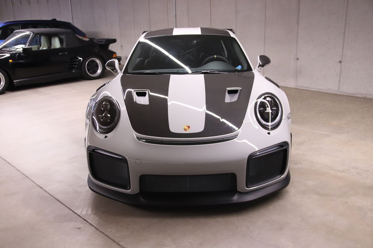 Porsche 911 GT2 RS