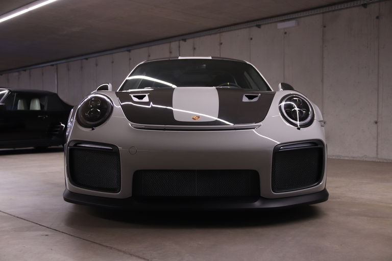 Porsche 911 GT2 RS