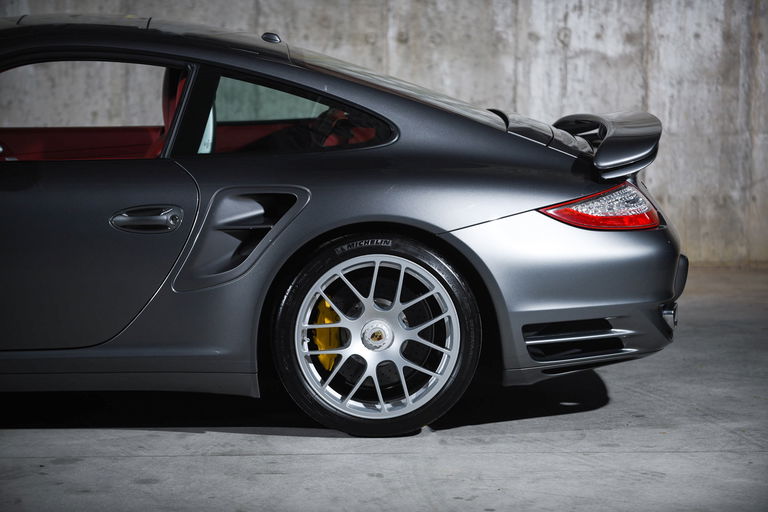 Porsche 911 Turbo S