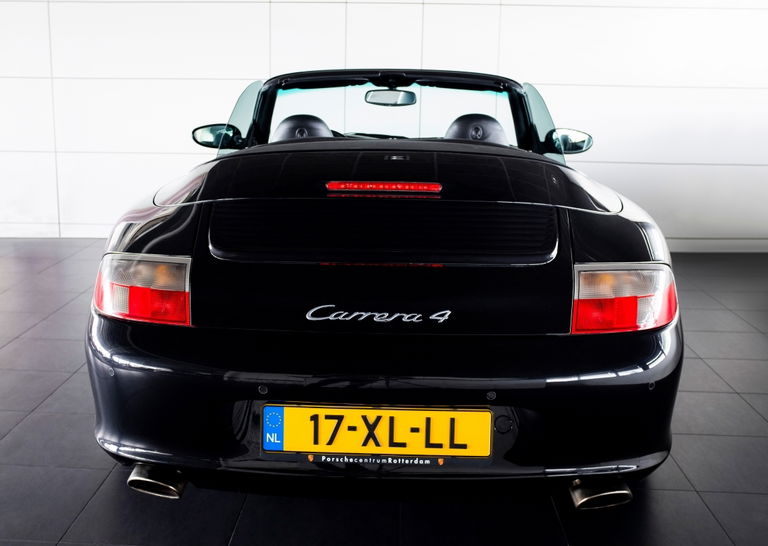 Porsche 996.2 Carrera 4