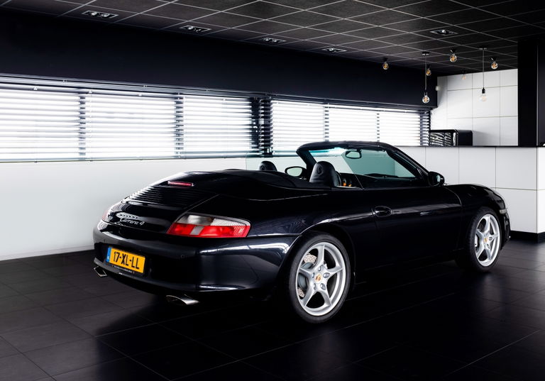 Porsche 996.2 Carrera 4