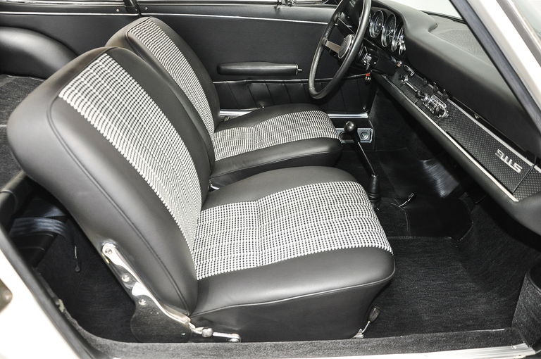 Porsche 911 S (F-Modell)