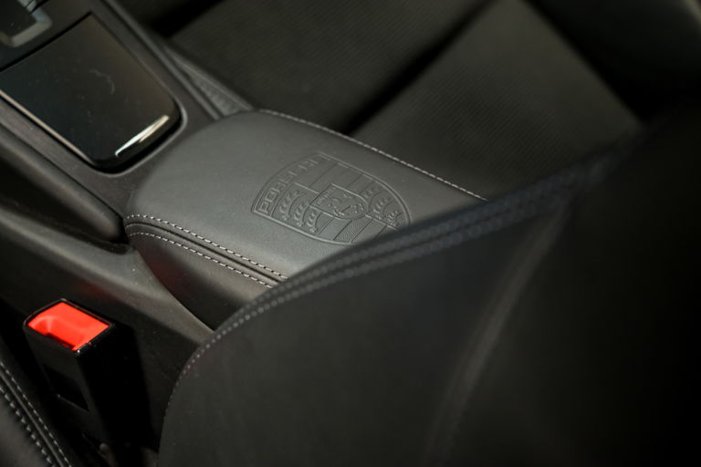 Porsche 991 GT3 Touring