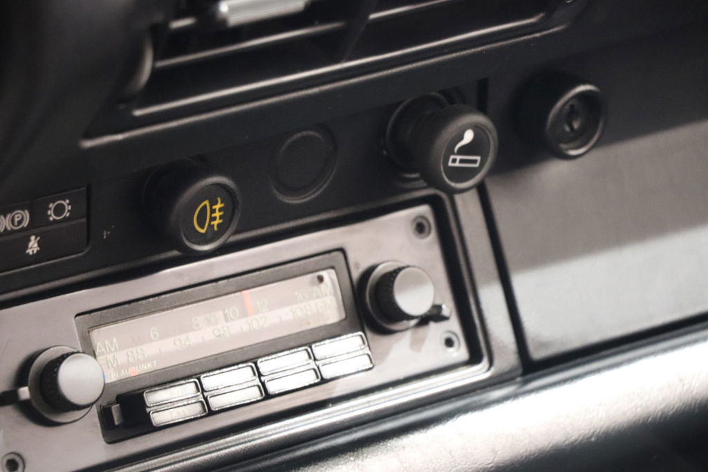 Porsche 911 Carrera 3.2 Speedster