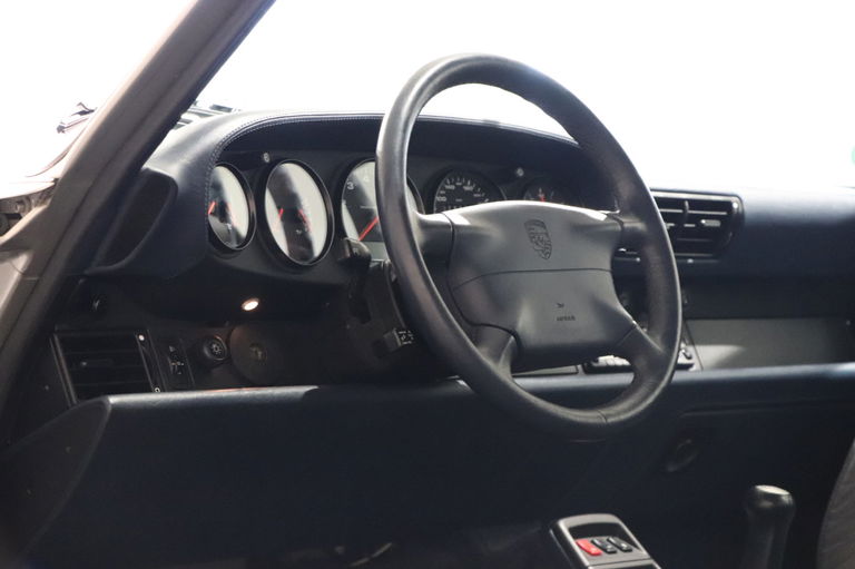 Porsche 993 Carrera 4S