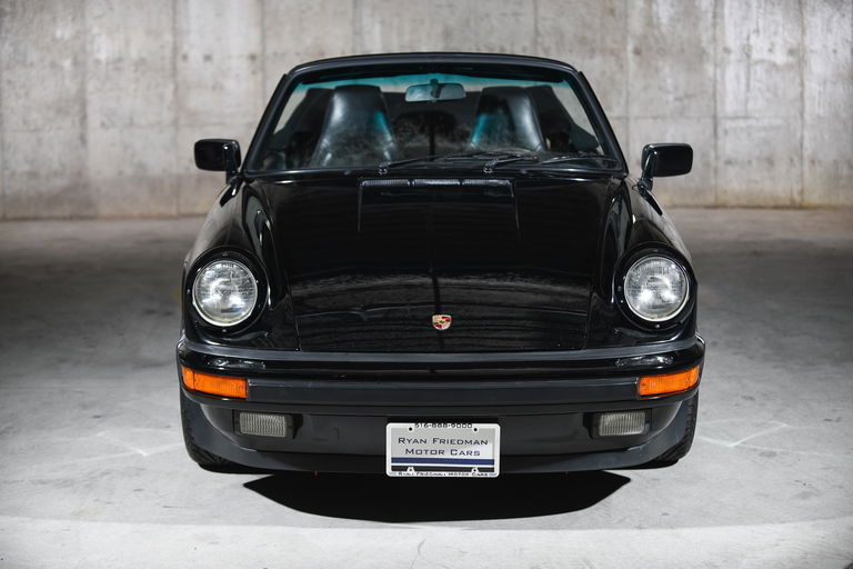 Porsche 911 Carrera 3.2