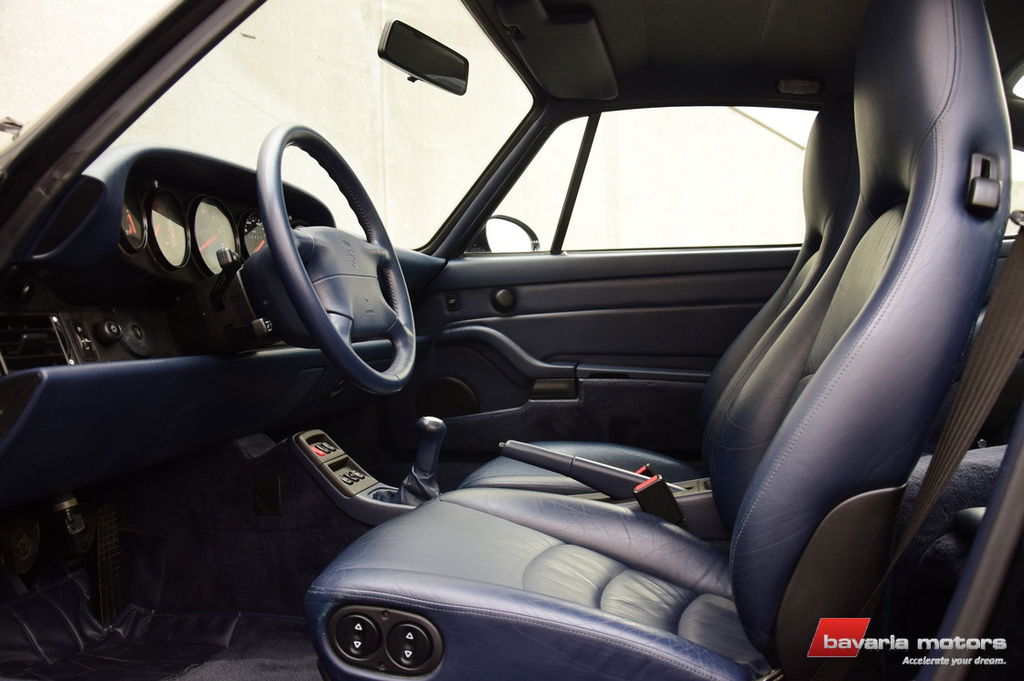 Porsche 993 Carrera 4