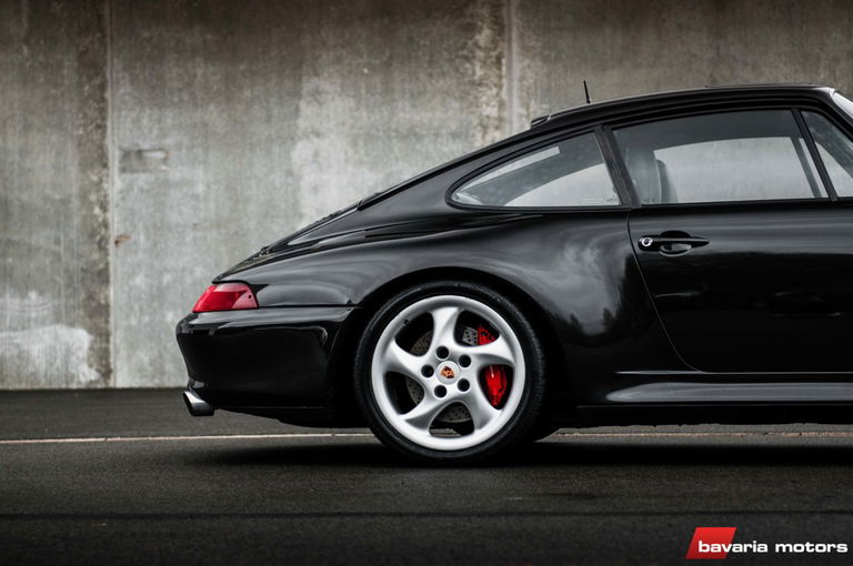 Porsche 993 Carrera 4S
