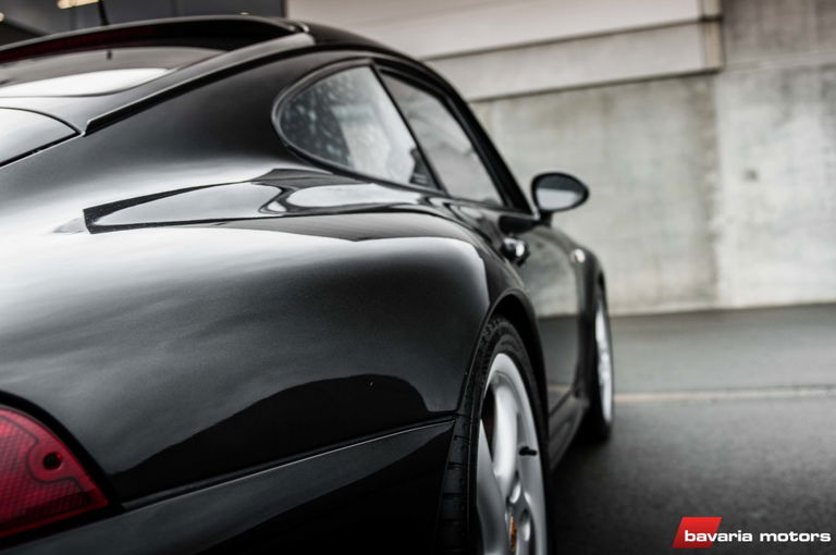 Porsche 993 Carrera 4S