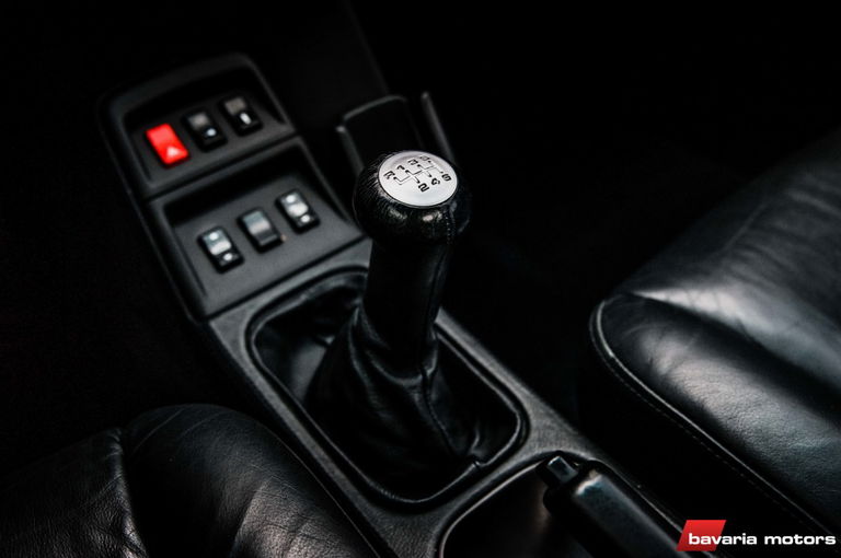 Porsche 993 Carrera 4S