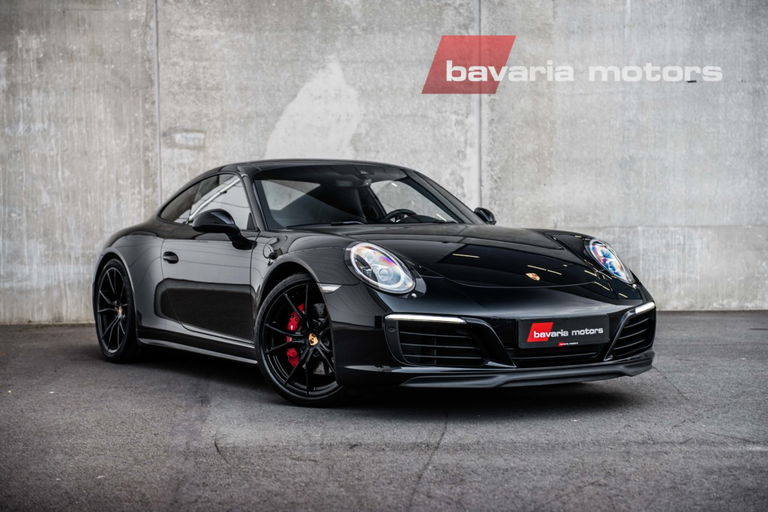Porsche 911 Carrera 4S