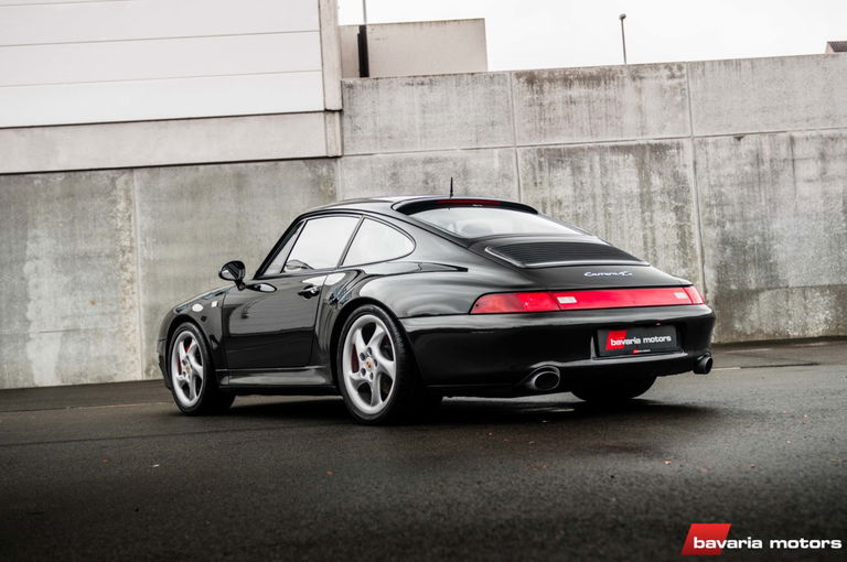 Porsche 993 Carrera 4S