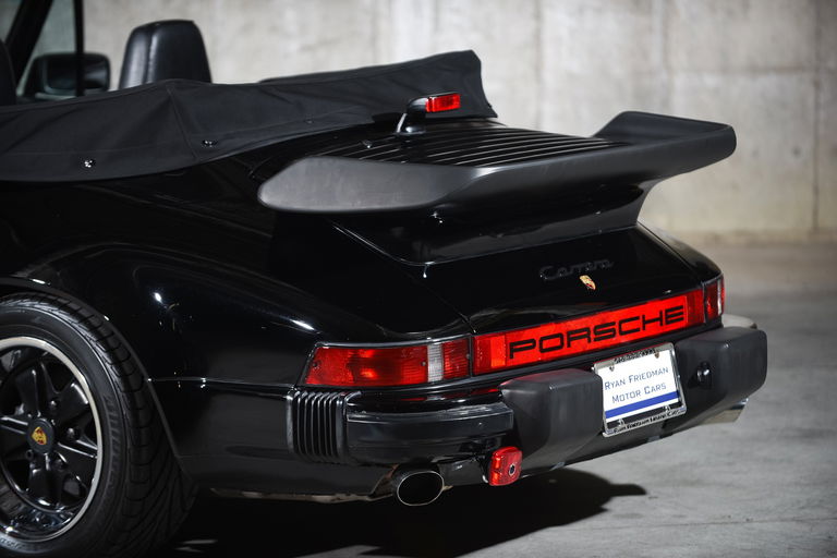 Porsche 911 Carrera 3.2