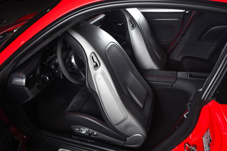 Porsche 991 Carrera GTS