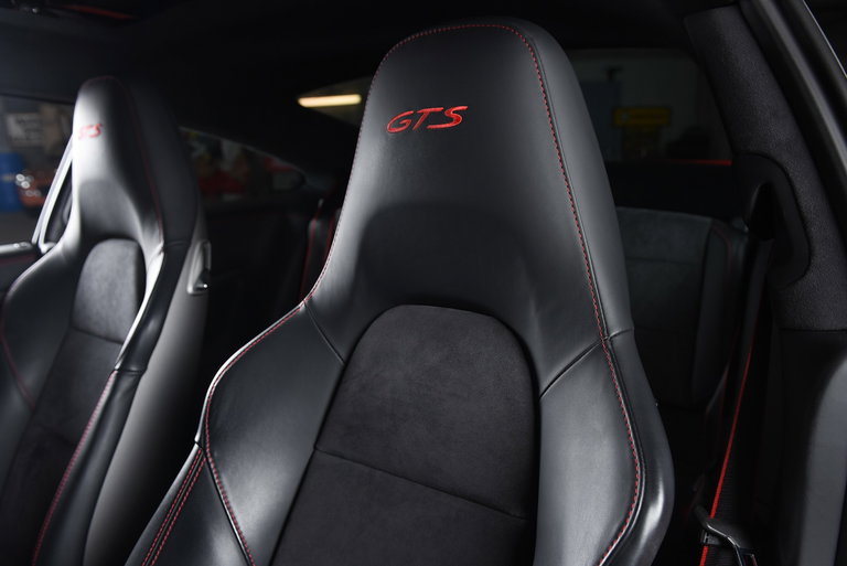 Porsche 991 Carrera GTS