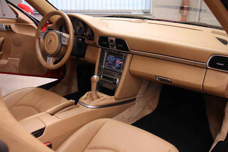 Porsche 911 Carrera S