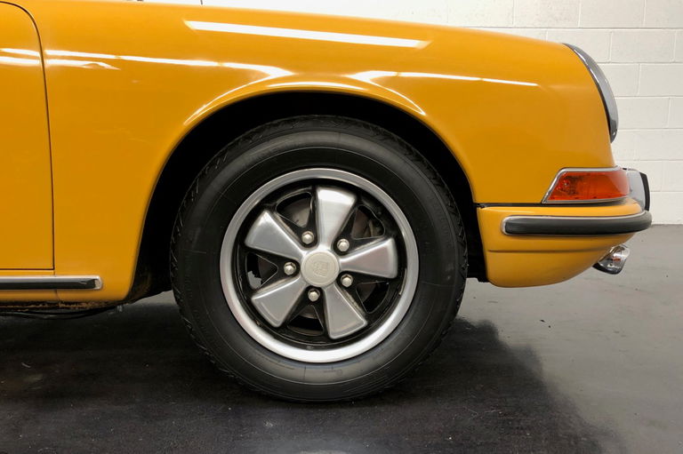 Porsche 911 S (F-Modell)
