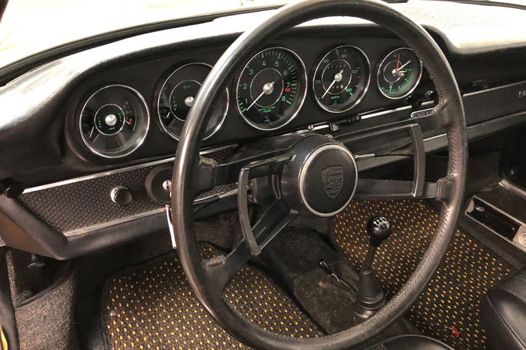 Porsche 911 S (F-Modell)