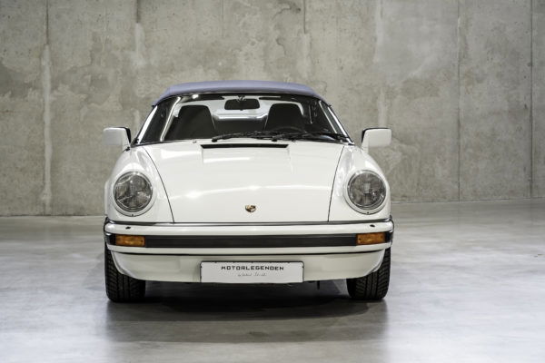 Porsche 911 Carrera 3.2 Speedster