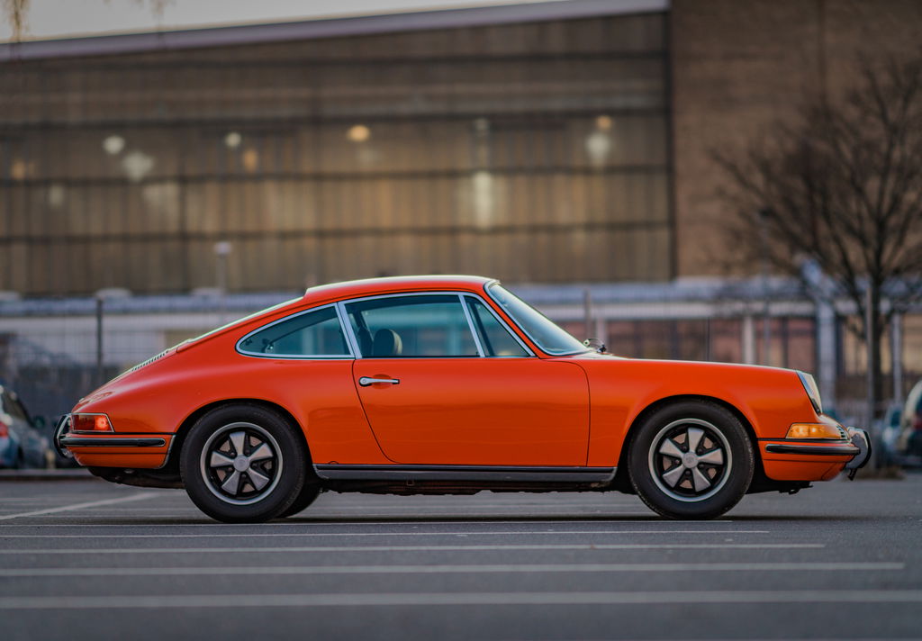 Porsche 911 T