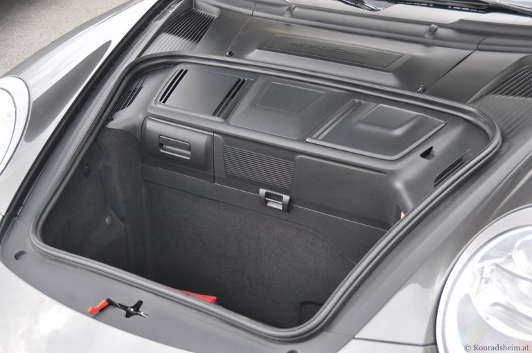 Porsche 997 Carrera 4