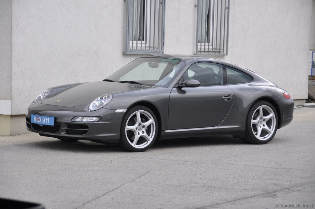 Porsche 911 Carrera 4