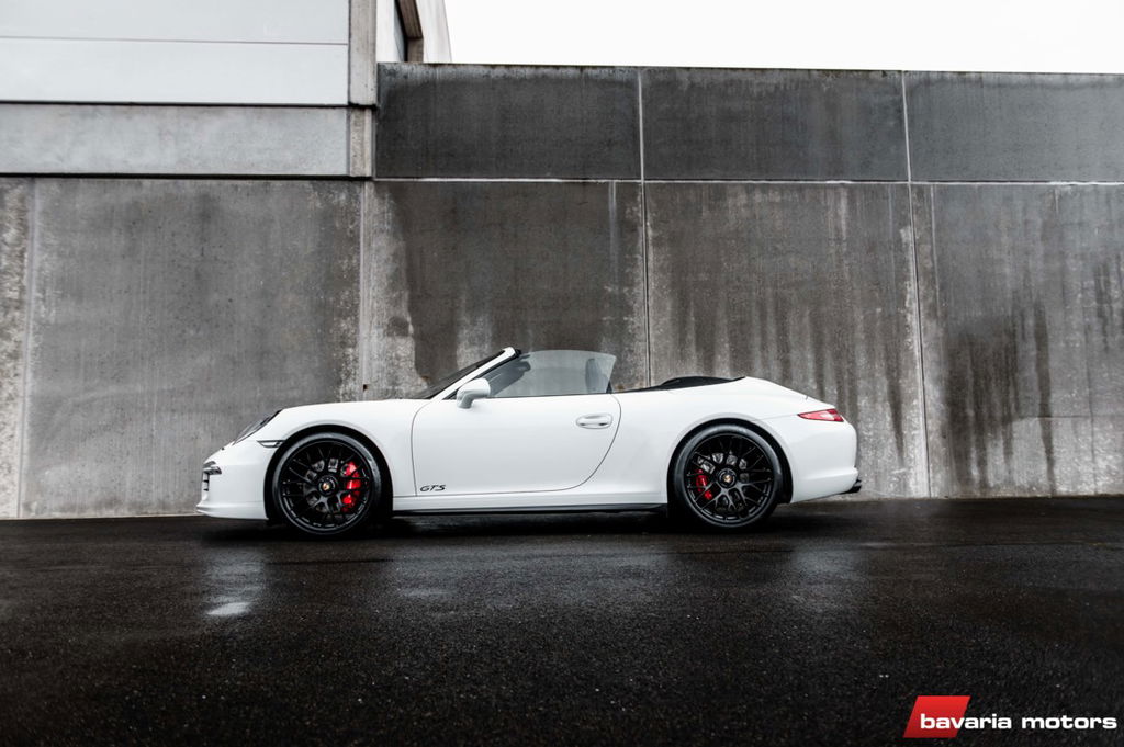 Porsche 911 Carrera 4