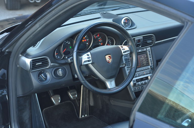 Porsche 911 Carrera 4S