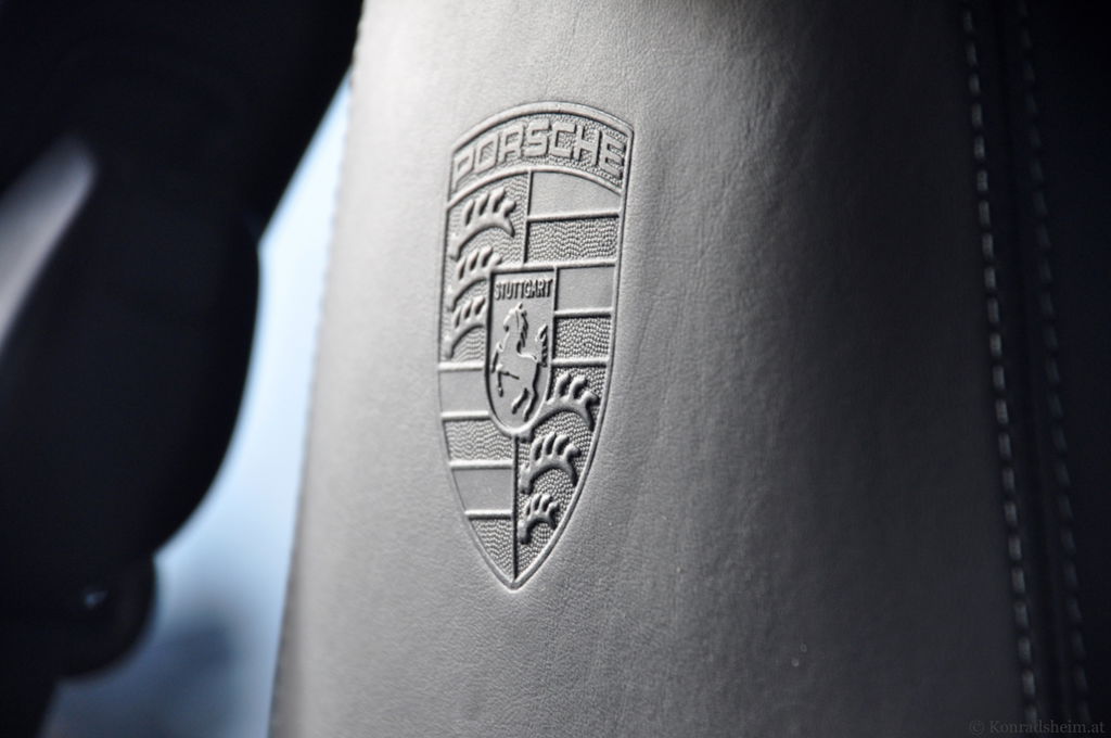 Porsche 911 Carrera 4S