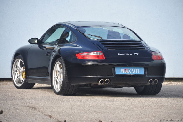 Porsche 911 Carrera 4S