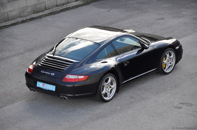 Porsche 911 Carrera 4S