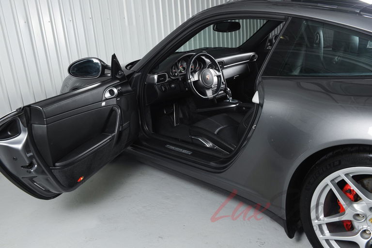 Porsche 997.2 Carrera 4S